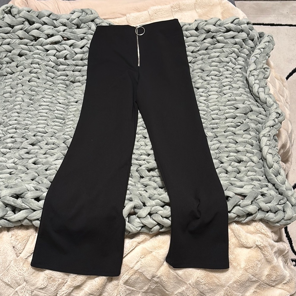 Black Wide-Leg Pants with Ring Detail